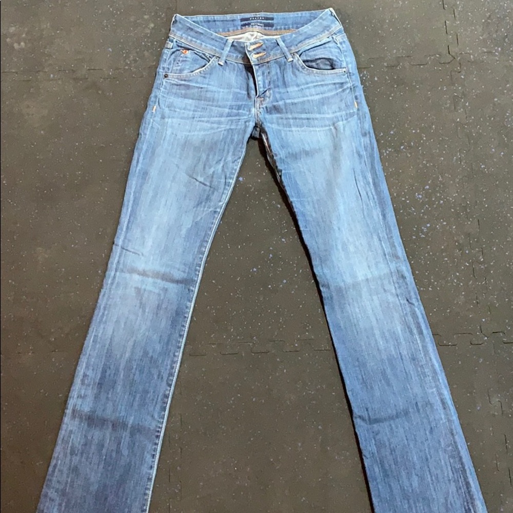 Hudson women’s blue jeans